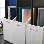 DYMO Original D1-Etikettenband | rot auf weiß | 12 mm x 7 m | selbstklebendes Schriftband | für LabelManager-Beschriftungsgerät