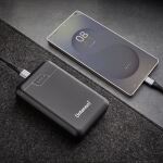 Intenso B10000 – 10.000 mAh Powerbank, mobiler Zusatzakku, USB-C & 2X USB-A, LED-Statusanzeige, geprüft in Deutschland, schwarz