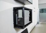 APC NetShelter WX 6 HE Low-Profile Wandgehäuse 230V-Ventilatoren