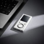 Intenso Video Scooter BT MP3-Player 64 GB – Bluetooth 5.0, 1,8" LCD Display, USB-C, microSD-Kartenleser, 18 Std. Akkulaufzeit, Musik- & Videoplayer, Weiß