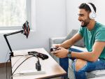 AVerMedia GC313Pro Universal Schwarz AC Schnellladung Drinnen