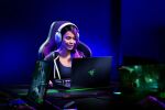 Razer BlackShark V2 Pro Kopfhörer Kabellos Kopfband Gaming Bluetooth Weiß