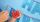 tesa Easy Cut Handabroller bis 33m 19mm rot-blau, leer