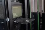 Digitus 19" LCD KVM Konsole, 8-Port VGA, deutsche Tastatur