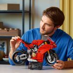 LEGO Technic Ducati Panigale V4 S Motorrad--42202