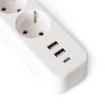 Entac Steckdosen-Verlängerungskabel D2 3 Steckdosen mit Schalter 1,5m 2xUSB-A x 1xUSB-C 3G1.5