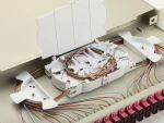 Equip 24-Port Glasfaser-Spleißbox, SC Duplex, OM4, 1 HE, ausgestattet, Grau