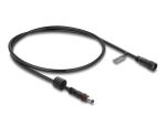 DeLOCK DC Verlängerungskabel 5,5 x 2,5 mm Stecker zu Buchse mit Schraubverschluss M12 x 1,75 mm Gewinde wasserfest 18 AWG, 0,5 m schwarz