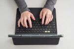 ZAGG Pro Keys 2 Bluetooth-Keyboard für iPad Air 13" (M2/M3) schwarz