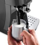DeLonghi Coffeemachine Magniffica Start-black(ECAM220.22.GB)