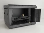 Delock 19″ Kabelmanagement Bürstenleiste mit Kabelbefestigung 1 HE schwarz