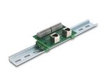 Delock RJ45 2 x Buchse zu 2 x Terminalblock mit Drucktaster für Hutschiene gewinkelt