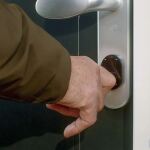 Shelly LOQED Smart Lock, elektronisches Türschloss (schwarz)
