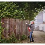 Einhell Elektro-Stab-Heckenschere / -Säge GC-HC 90/2046 T (rot/schwarz, 900 Watt, 2in1-Gerät: Teleskop-Heckenschere und Hochentaster)