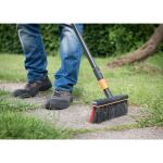 Fiskars QuikFit Allzweckbesen (schwarz/orange)