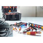 wiha Werkzeug-Set Elektriker Competence XXL II (rot/gelb, 116-teilig, mit Trolley-Koffer)