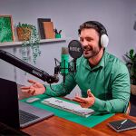RODE NT1 Signature +XLR-Kabel+Desktop Studio Arm  (hellgrün, Bundle)