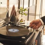 Audio Technica AT-LPW50PB (schwarz (glänzend), Phono-Vorverstärker)