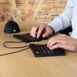 R-Go Tools Ergonomische Tastatur R-Go Split Break v2 mit Pausensoftware, geteilte Tastatur, QWERTZ (DE), Kabelgebunden, Schwarz