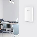 TP-Link Omada AX1800-Wi-Fi 6-Wand-Accesspoint