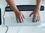 Equip Keyboard Wrist Rest Handgelenkstütze Memory-Schaum Schwarz