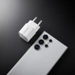 Intenso W30C² GaN Universal Weiß AC Schnellladung Drinnen