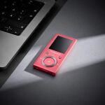 Intenso Video Scooter BT MP3-Player 64 GB – Bluetooth 5.0, 1,8" LCD Display, USB-C, microSD-Kartenleser, 18 Std. Akkulaufzeit, Musik- & Videoplayer, Pink