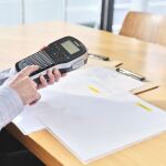 DYMO Original D1-Etikettenband | schwarz auf gelb | 12 mm x 7 m | selbstklebendes Schriftband | für LabelManager-Beschriftungsgerät