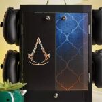 Numskull Games Official Assassins Creed - Mirage Gaming Locker Diskettenhalter für Spiele