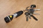 Varta Day Light Key Chain Light Aluminium, Schwarz Schlüsselanhänger-Blinklicht LED