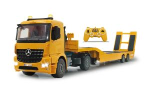 Jamara Tieflader Mercedes Arocs