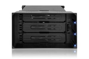 Icy Dock MB830SP-B Speicherlaufwerksgehäuse HDD-Gehäuse Schwarz 3.5"