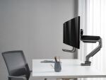 Equip 17"-27" Dreifach-Monitor-Tischhalterung
