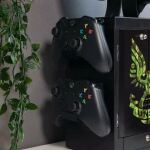 Numskull Games 5056280422457 Spielkonsolenteil/-zubehör Diskettenhalter für Spiele