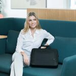 DICOTA Eco Top Traveller BASE 35,8 cm (14.1") Toploader-Tasche Schwarz
