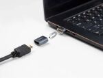DeLOCK HDMI Adapter Stecker zu Buchse 8K 60 Hz magnetisch