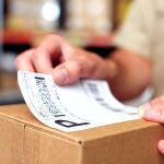 DYMO Original LabelWriter Versandetiketten (Extragroß) für LabelWriter 5XL/4XL-Etikettendrucker | 104 mm x 159 mm | Rolle mit 220 Etiketten | selbstklebend | für LabelWriter Beschriftungsgerät