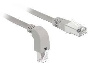 DELOCK Netzwerkkabel RJ45 Cat.6A S/FTP unten gew./gerade 1m